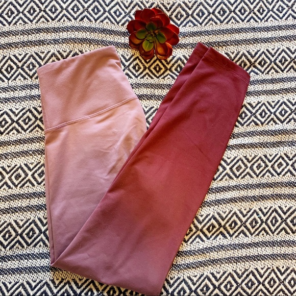 Old Navy Pants - Old Navy Elevate Ombré Legging